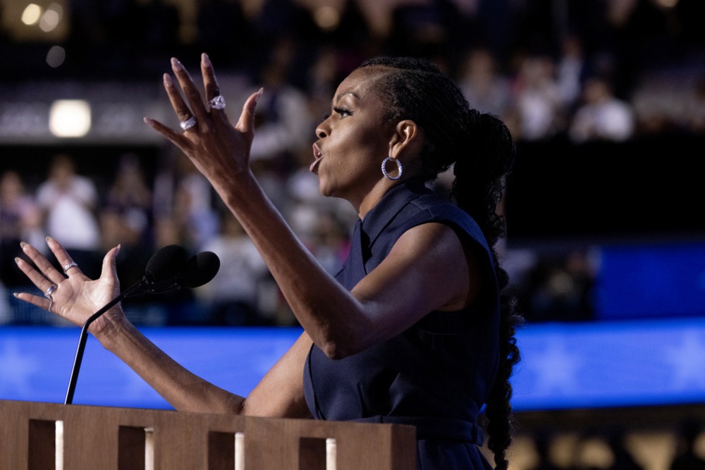Democratic National Convention in Chicago, Illinois, EPA-EFE/MICHAEL REYNOLDS