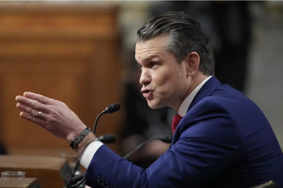 Американскиот секретар за одбрана Пит Хегсет