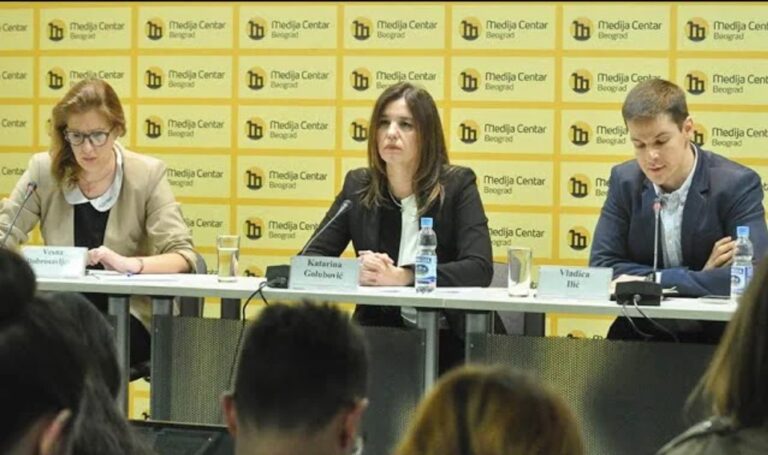 Снимка на екран од видео снимката на преносот од конференцијата за медиуми на граѓанските организации одржана на 8. април во Белград.