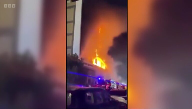 Скриншот од видео објавено од очевидец на Би-Би-Си