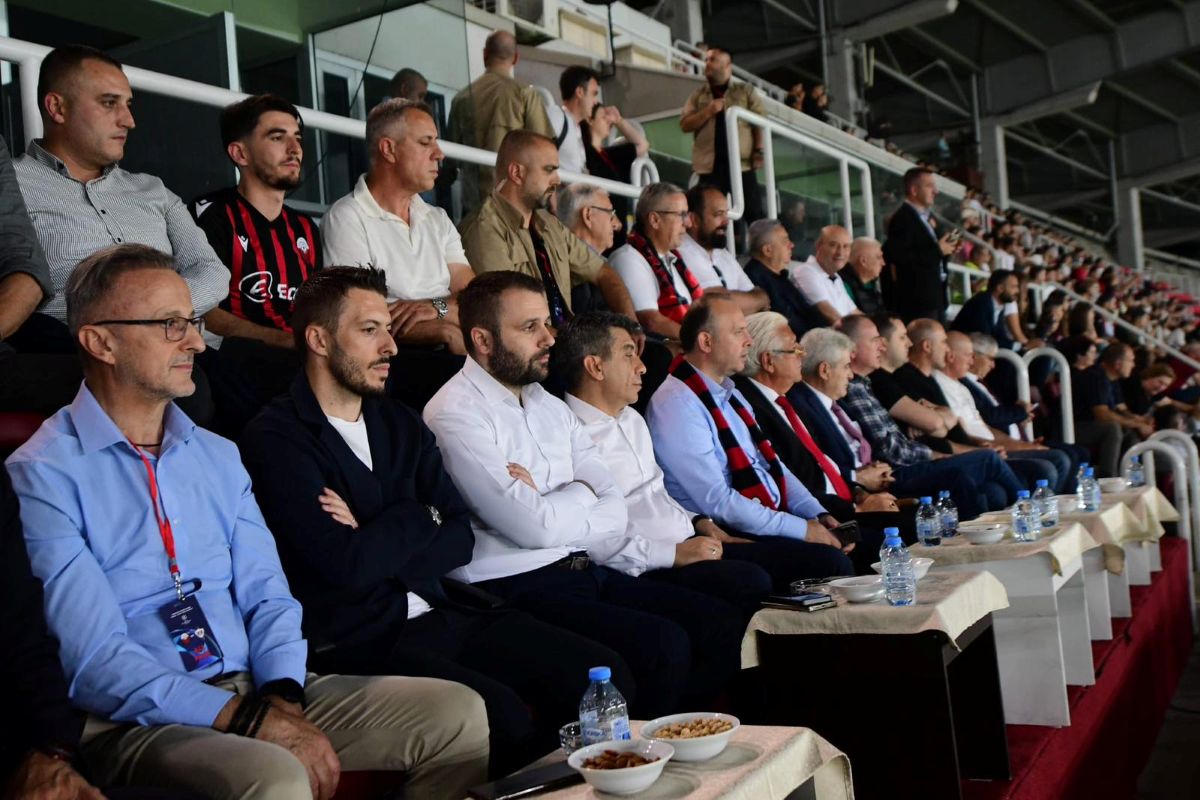 Фотографија од фејсбук страницата на Африм Гаши