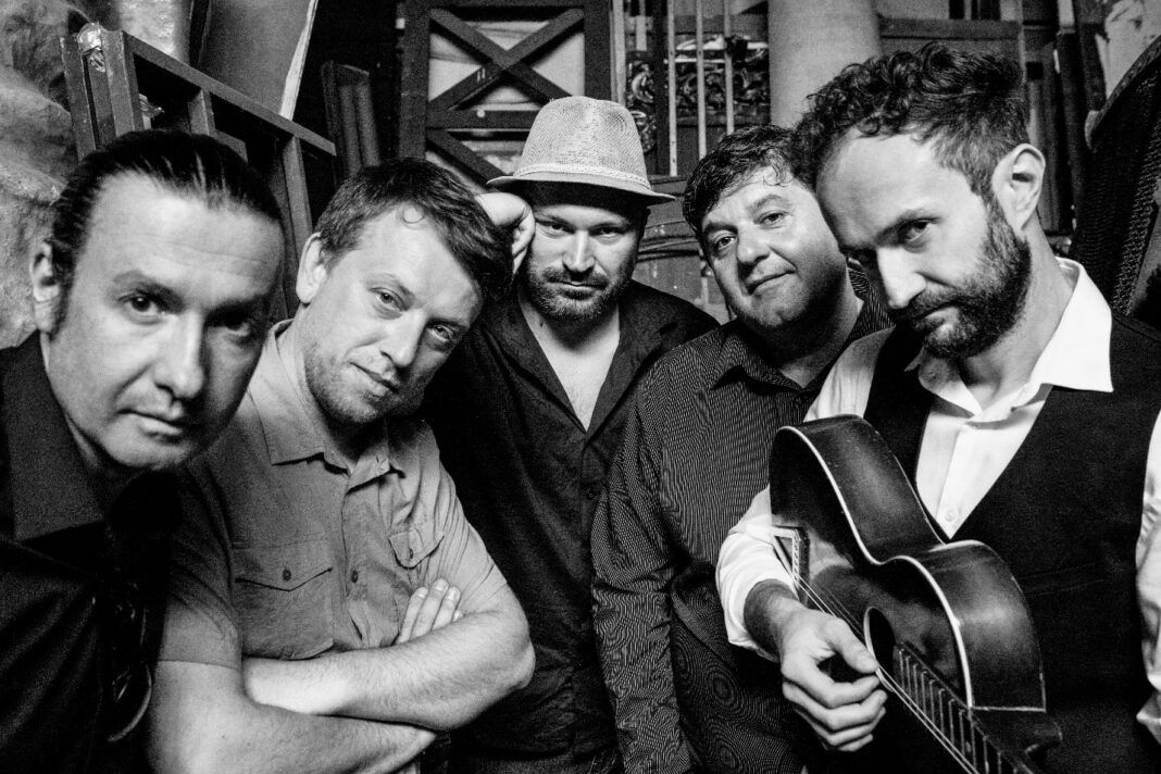 Верувале или не Фолтин слави 30 години од првиот концерт