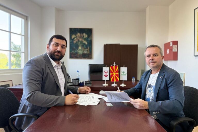 Герасимовски обезбеди механизација за чистење на Центар