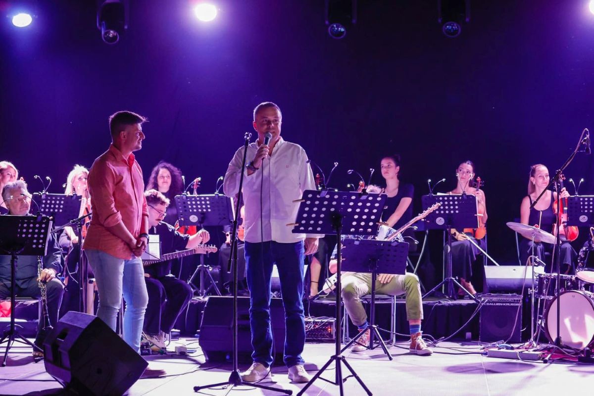 Герасимовски само со македонски артисти на настаните