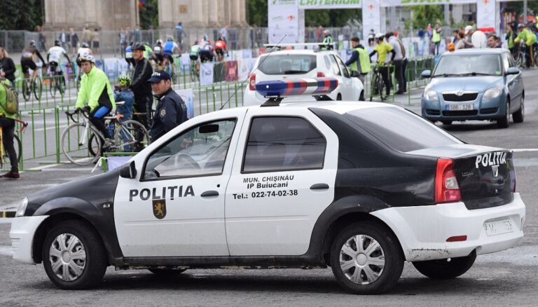 насилни протести