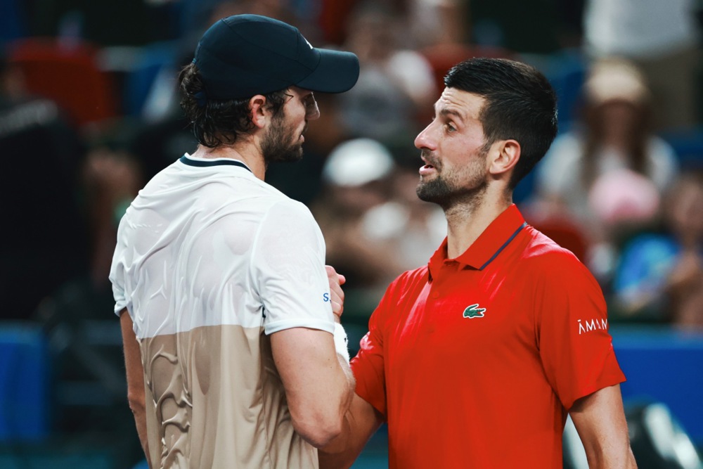 Вашеро го запре Ѓоковиќ на чекор до финалето во Шангај