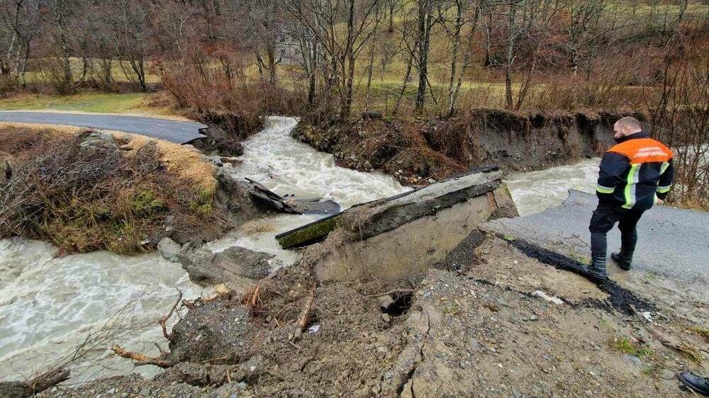 Драматични