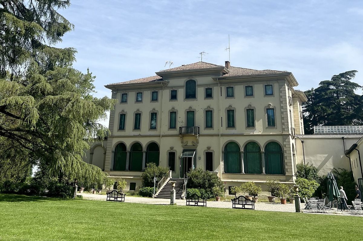 Музејот Вила деи Каполавори