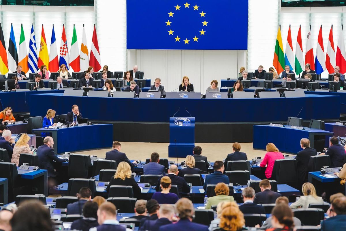 парламент